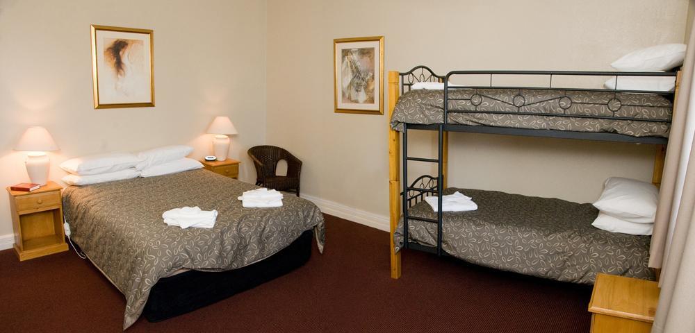 The Alpine Hotel Cooma Quarto foto