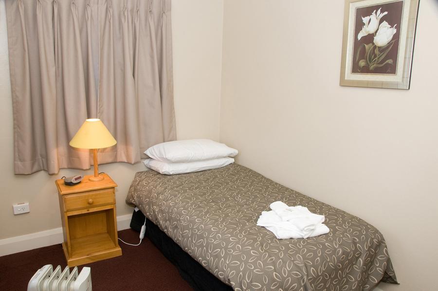 The Alpine Hotel Cooma Quarto foto